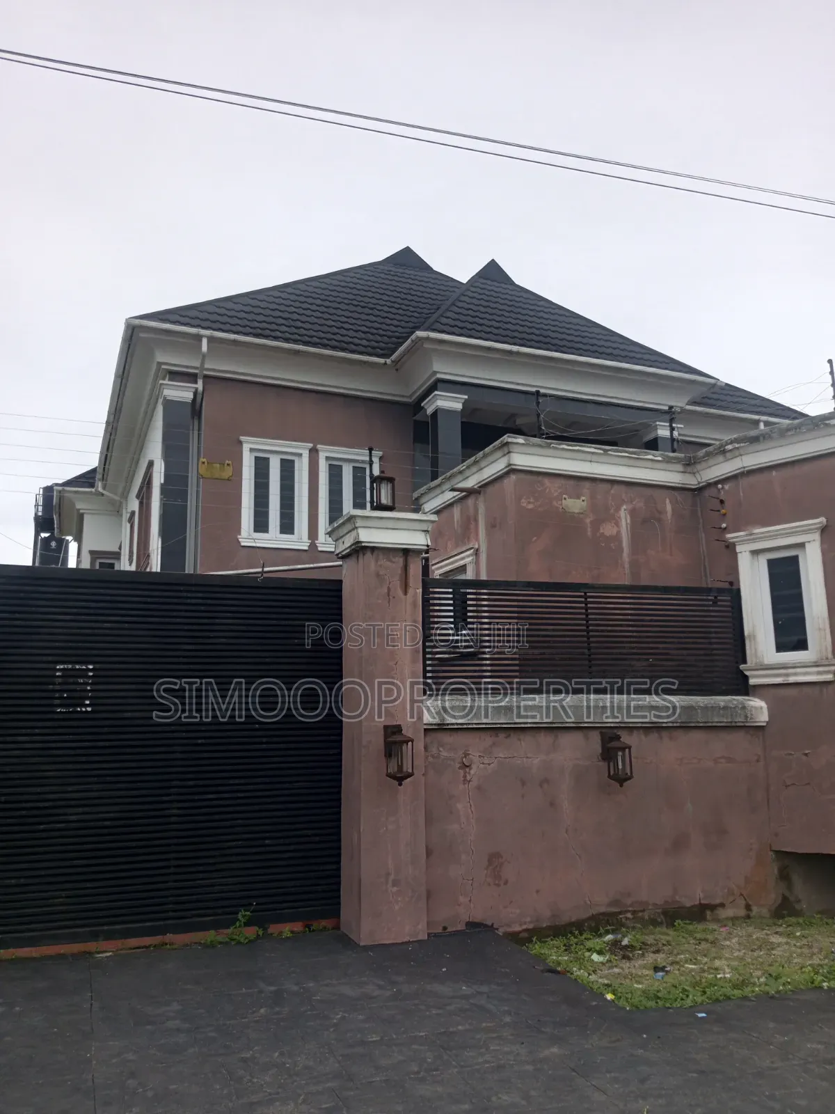 5bdrm Block of Flats in Ogunfayo, Awoyaya for rent in Awoyaya