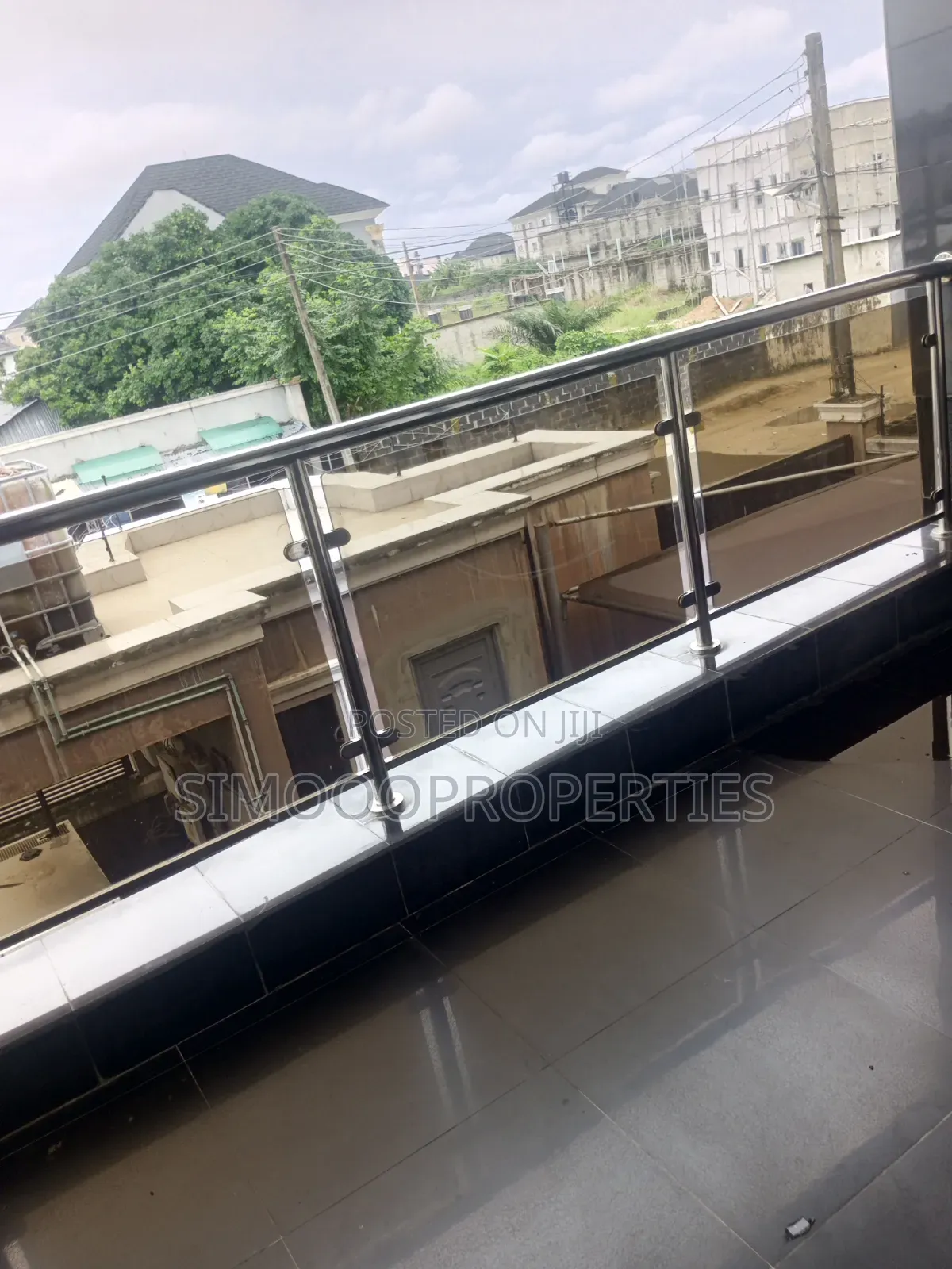 5bdrm Block of Flats in Ogunfayo, Awoyaya for rent in Awoyaya