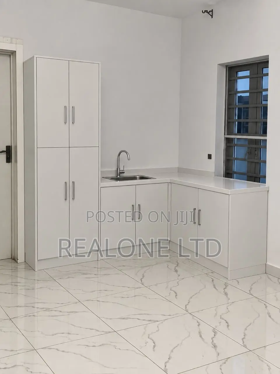 Mini Flat in Ikota for rent in Ikota