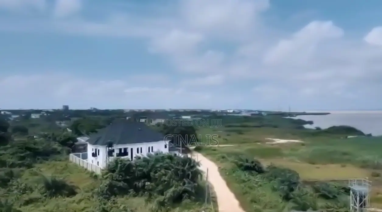 2.5 Hectares Land for Sale in Lagoon View Estate, Ikorodu in Ibeshe / Ikorodu