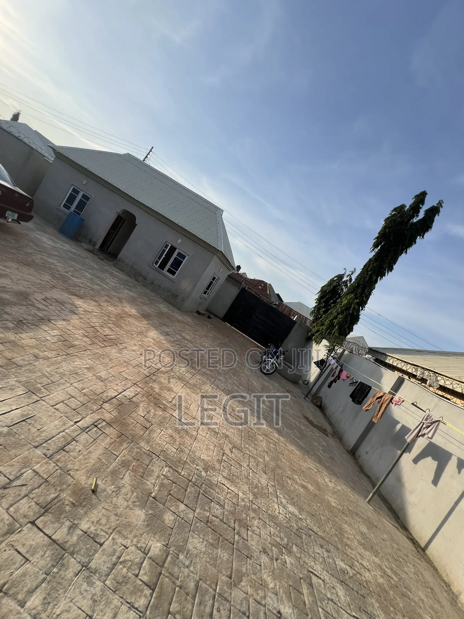 3bdrm Bungalow in Minna for sale in Minna