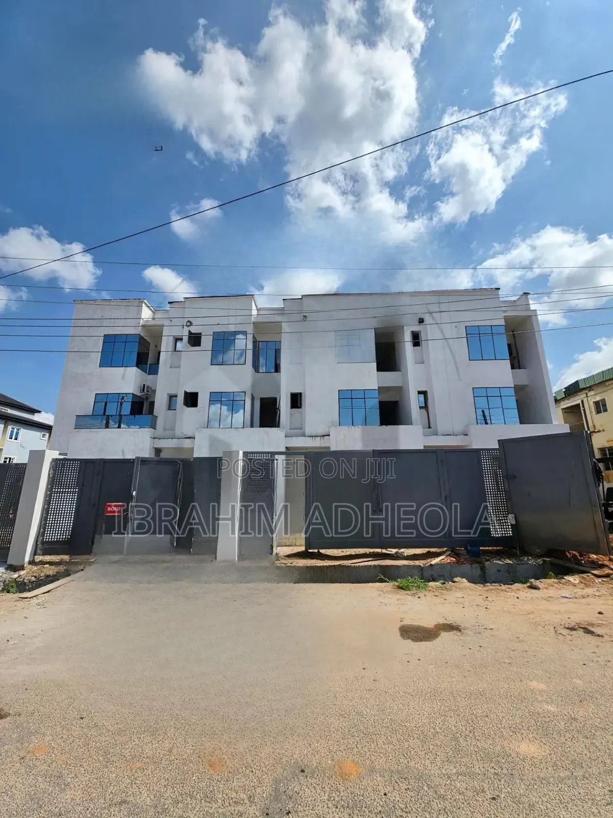 4bdrm Townhouse/Terrace in Maryland, Mende for sale in Mende