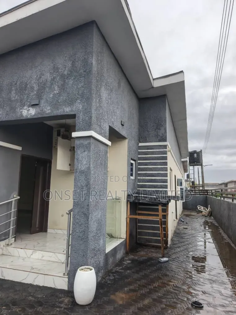 3bdrm Bungalow in Richland Garden, Aiyeteju for sale in Aiyeteju