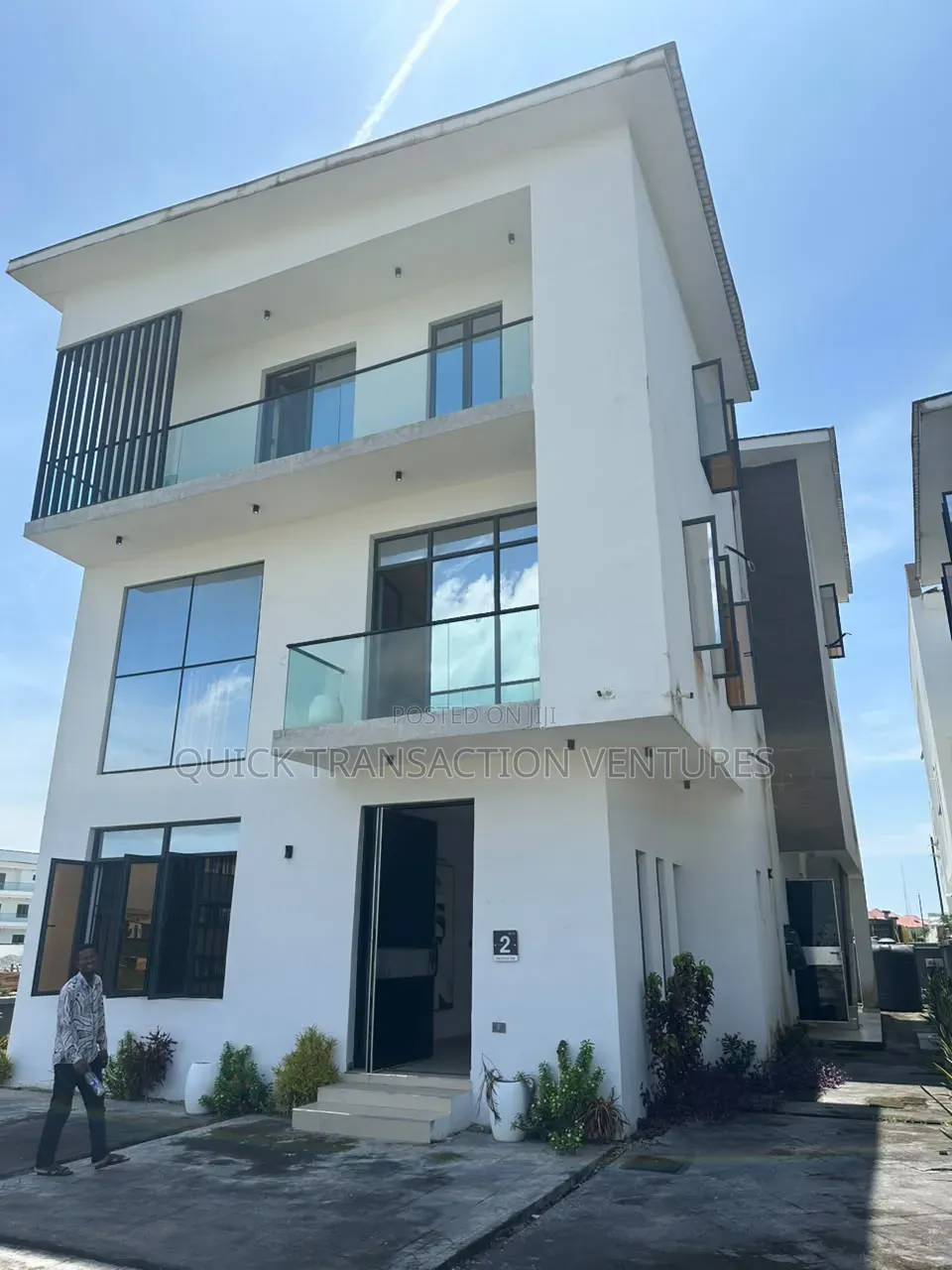 5bdrm Duplex in Hampton Bay Estate, Ikate for rent in Ikate