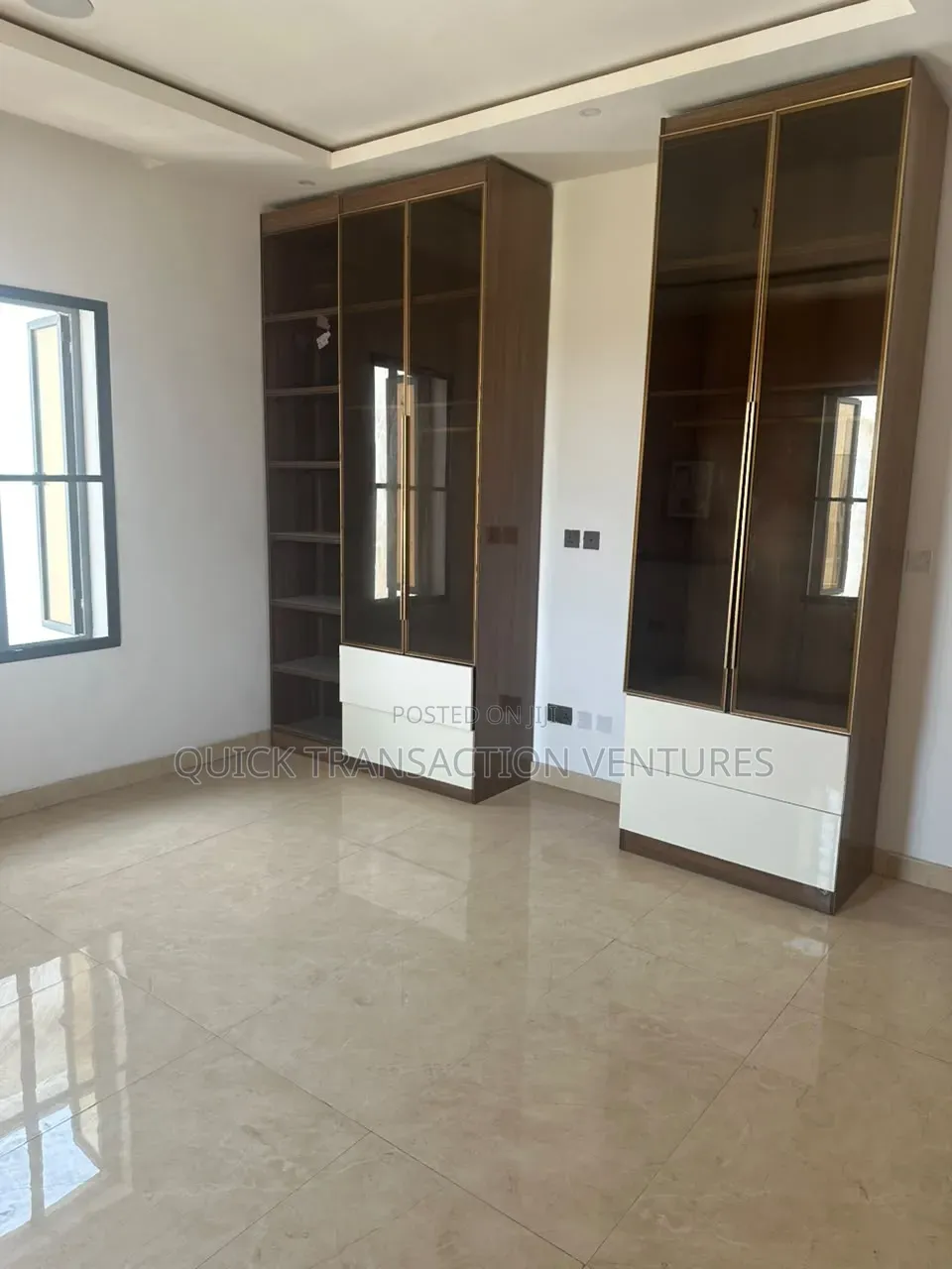 5bdrm Duplex in Hampton Bay Estate, Ikate for rent in Ikate