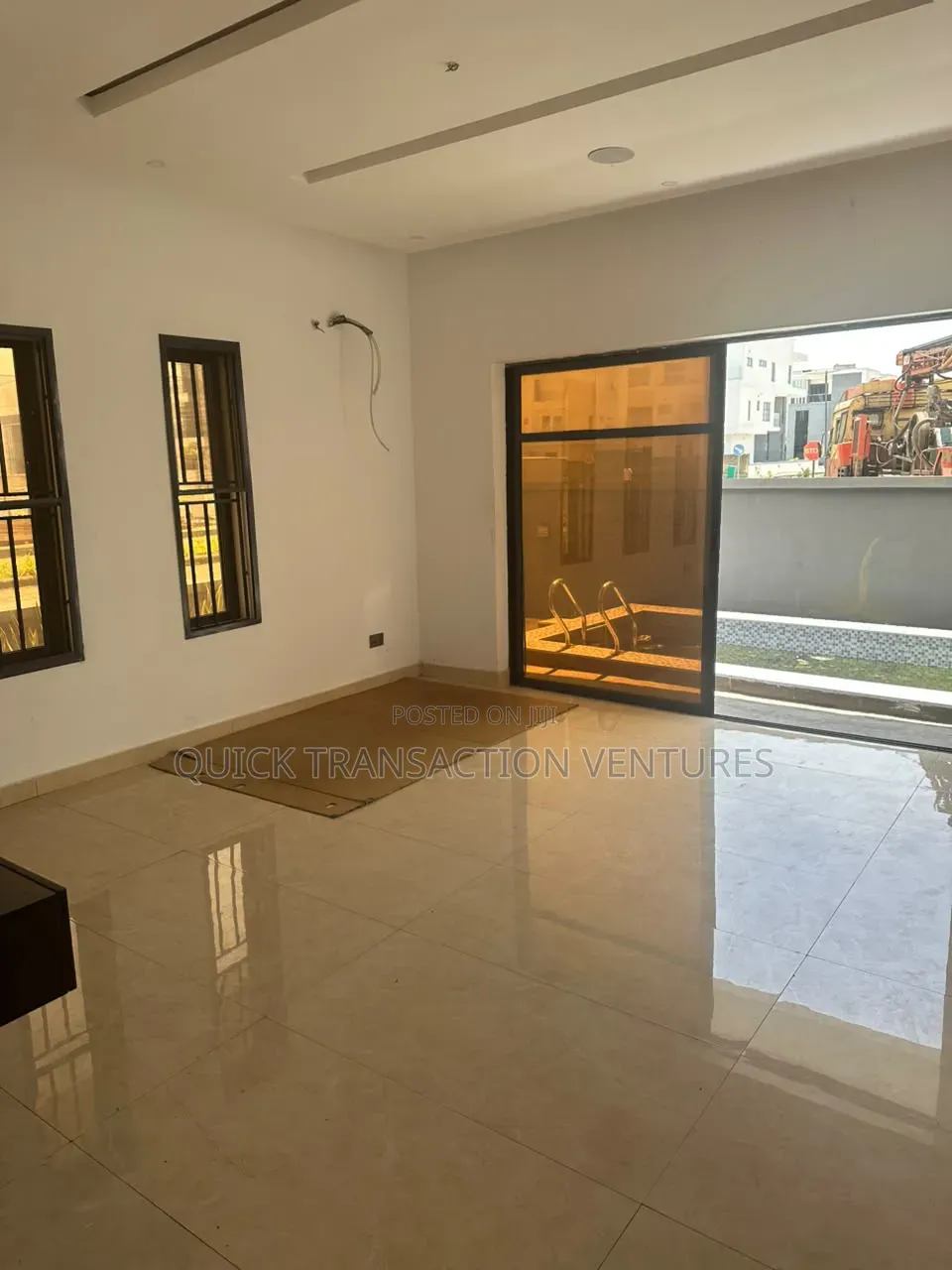 5bdrm Duplex in Hampton Bay Estate, Ikate for rent in Ikate