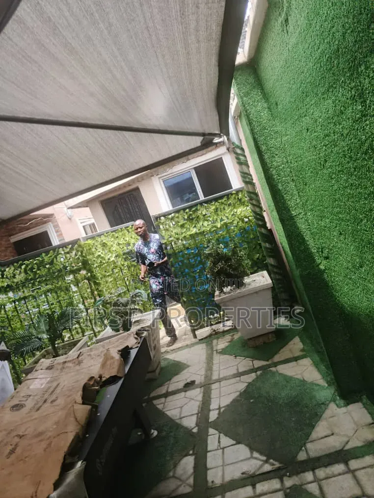 Furnished 8bdrm Block of Flats in Opere After New, Oluyole for sale in Oluyole