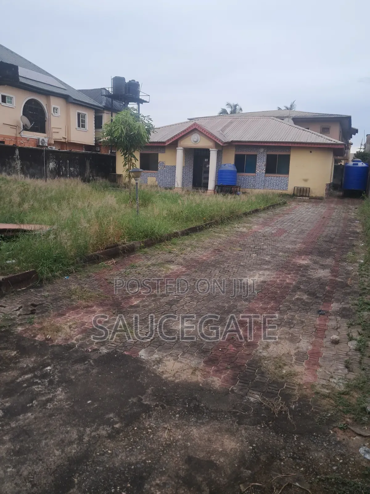 3bdrm Bungalow in Sand Feild, Satellite Town for sale in Satellite Town