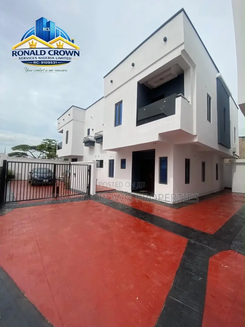 4bdrm Duplex in Ajao Estate for sale in Ajao Estate
