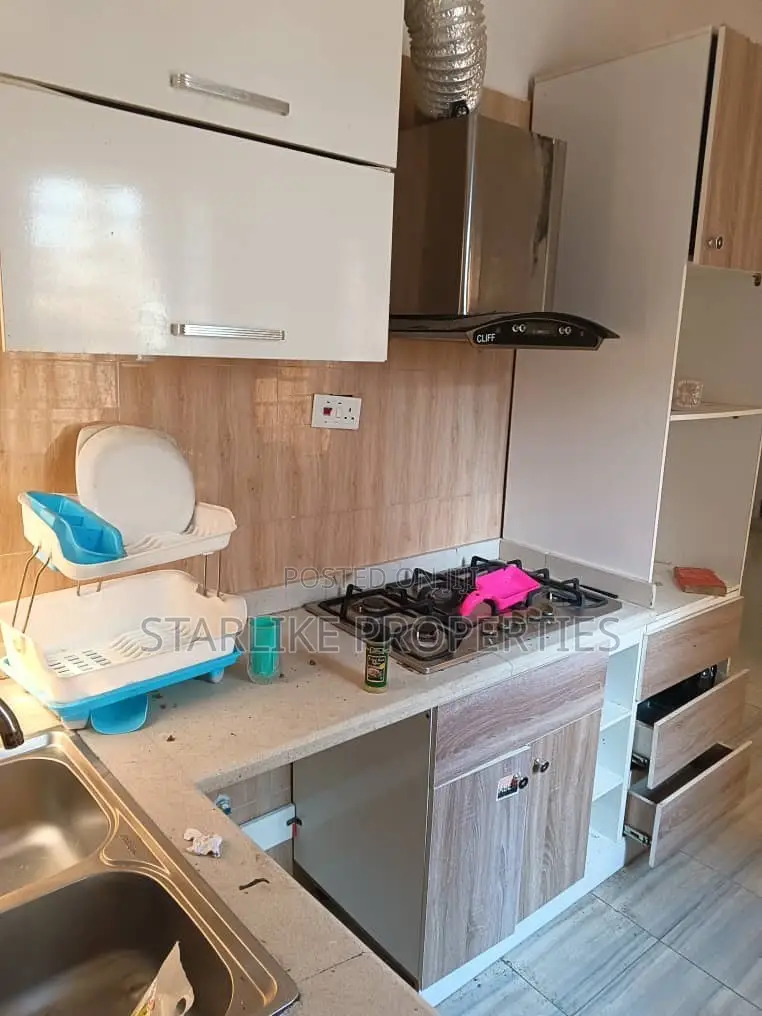 4bdrm Duplex in Ikota for rent in Ikota