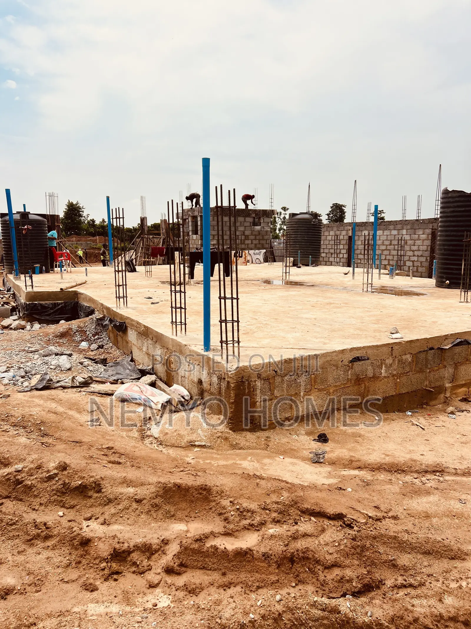 DPC Fully Detached Duplex Plot for Sale in Bunkoro
