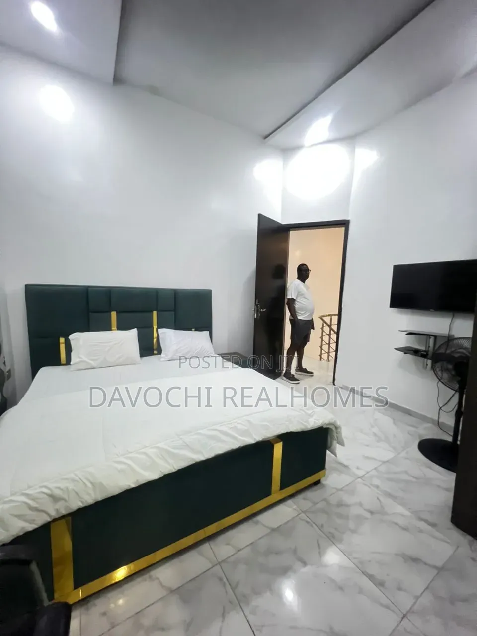 4bdrm Duplex in Ikota for rent in Ikota