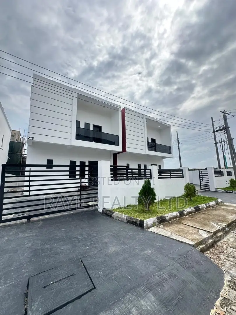 4bdrm Duplex in Sangotedo for sale in Sangotedo