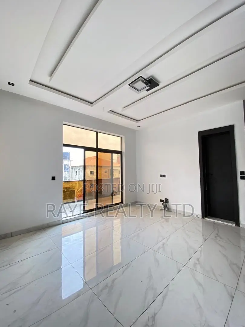 4bdrm Duplex in Sangotedo for sale in Sangotedo