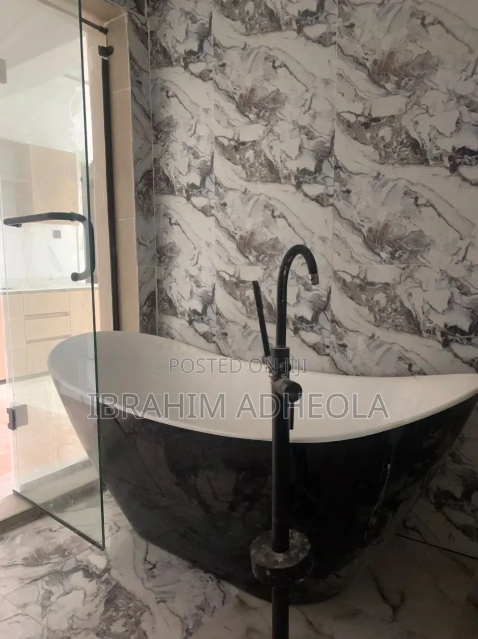 Studio Apartment in Off Adeola Odeku for rent in Adeola Odeku