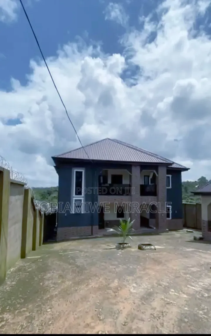 Furnished 5bdrm Duplex in Umuahia for sale in Umuahia