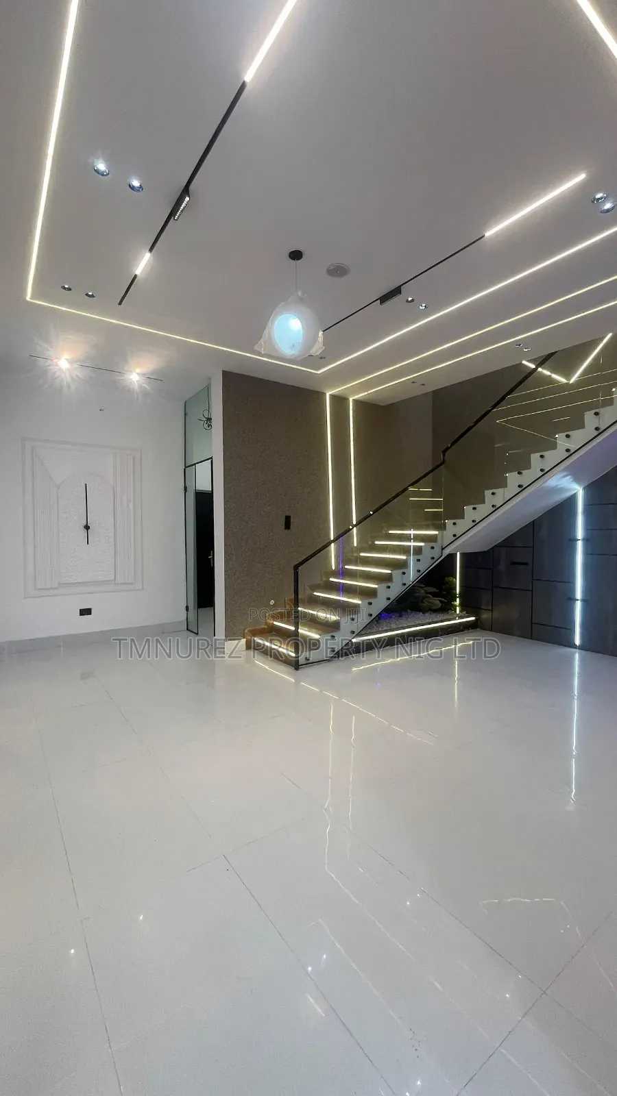 4bdrm Duplex in Ikota for sale in Ikota