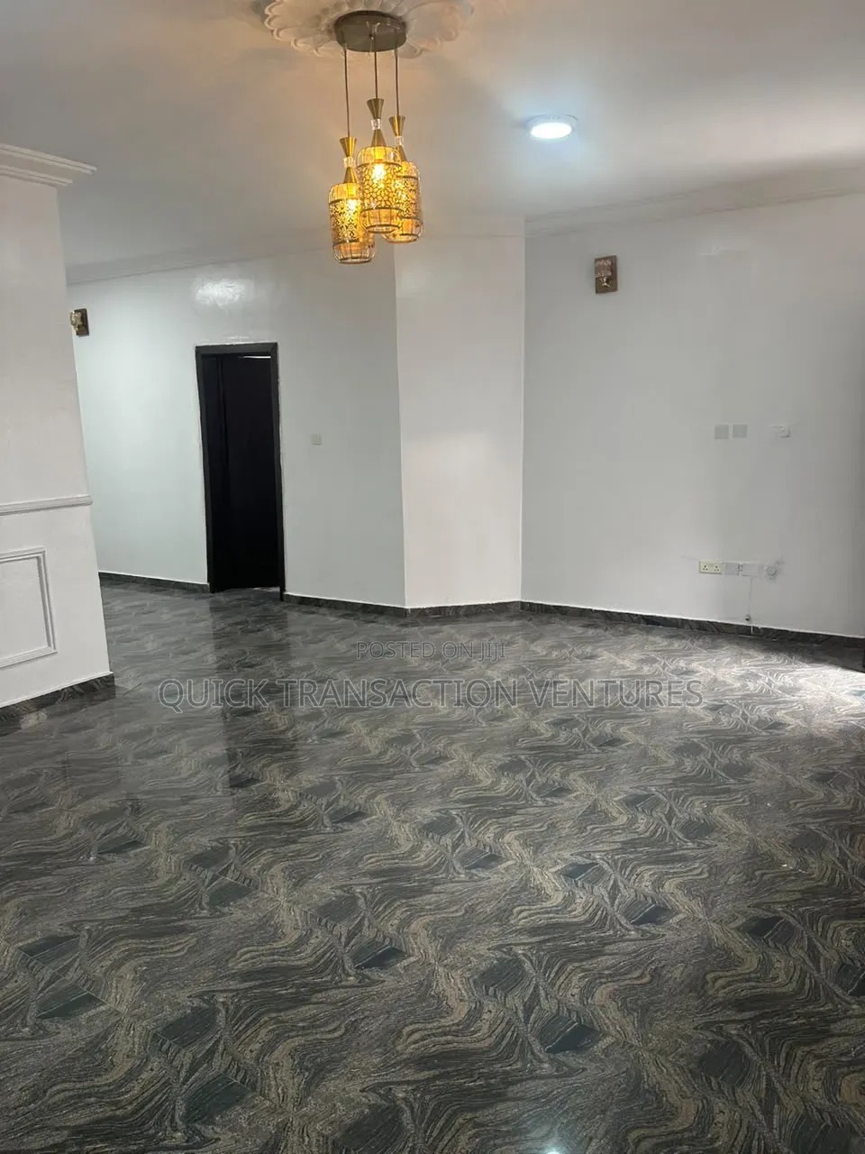 3bdrm Block of Flats in Osapa london for rent in Osapa london