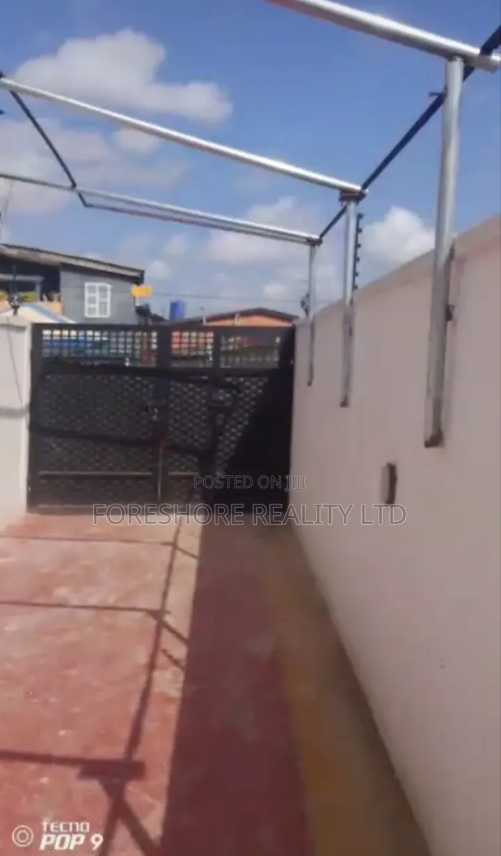 2bdrm Apartment in Dopemu for rent in Dopemu
