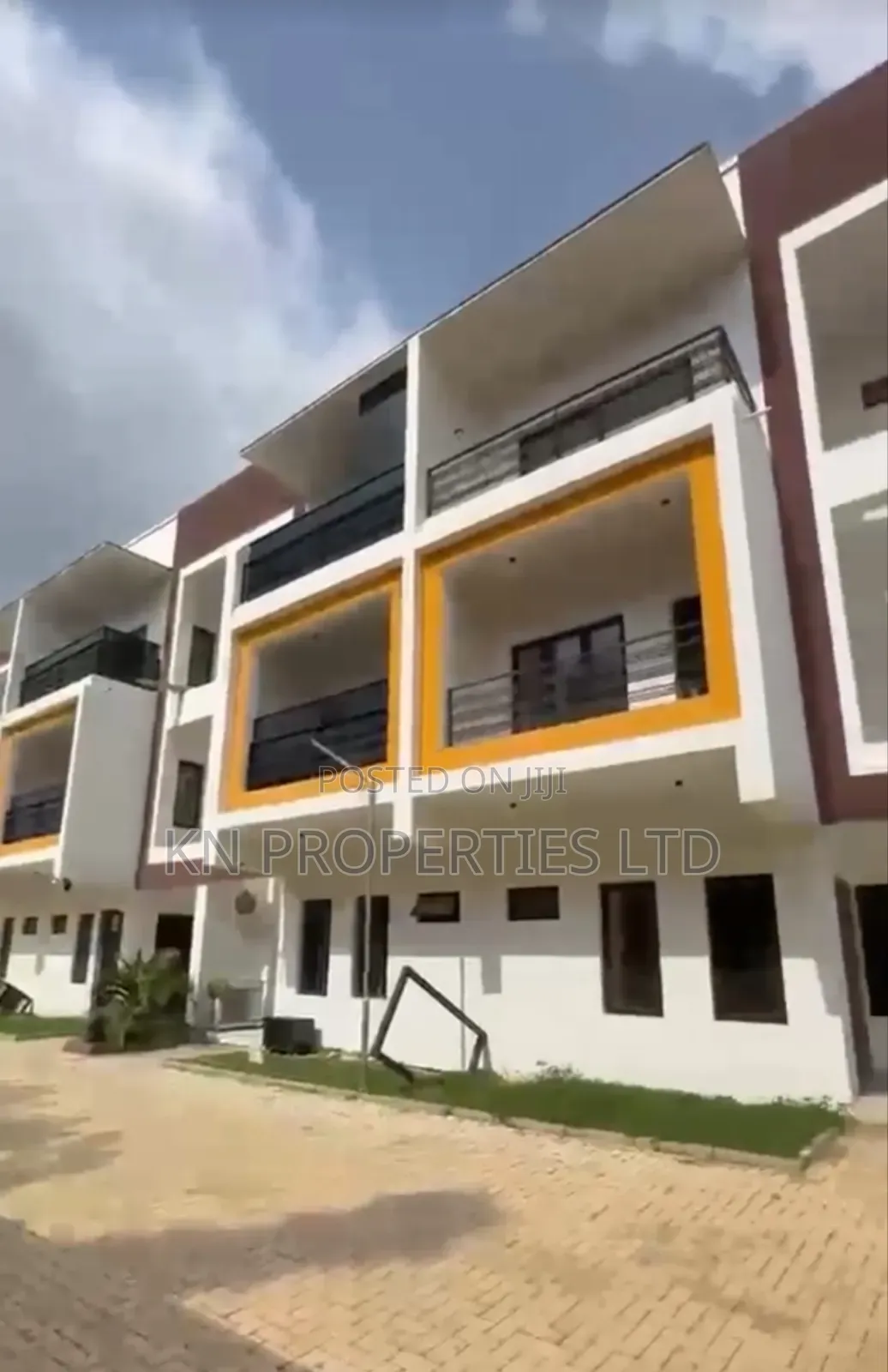4bdrm Duplex in Kado for rent in Kado