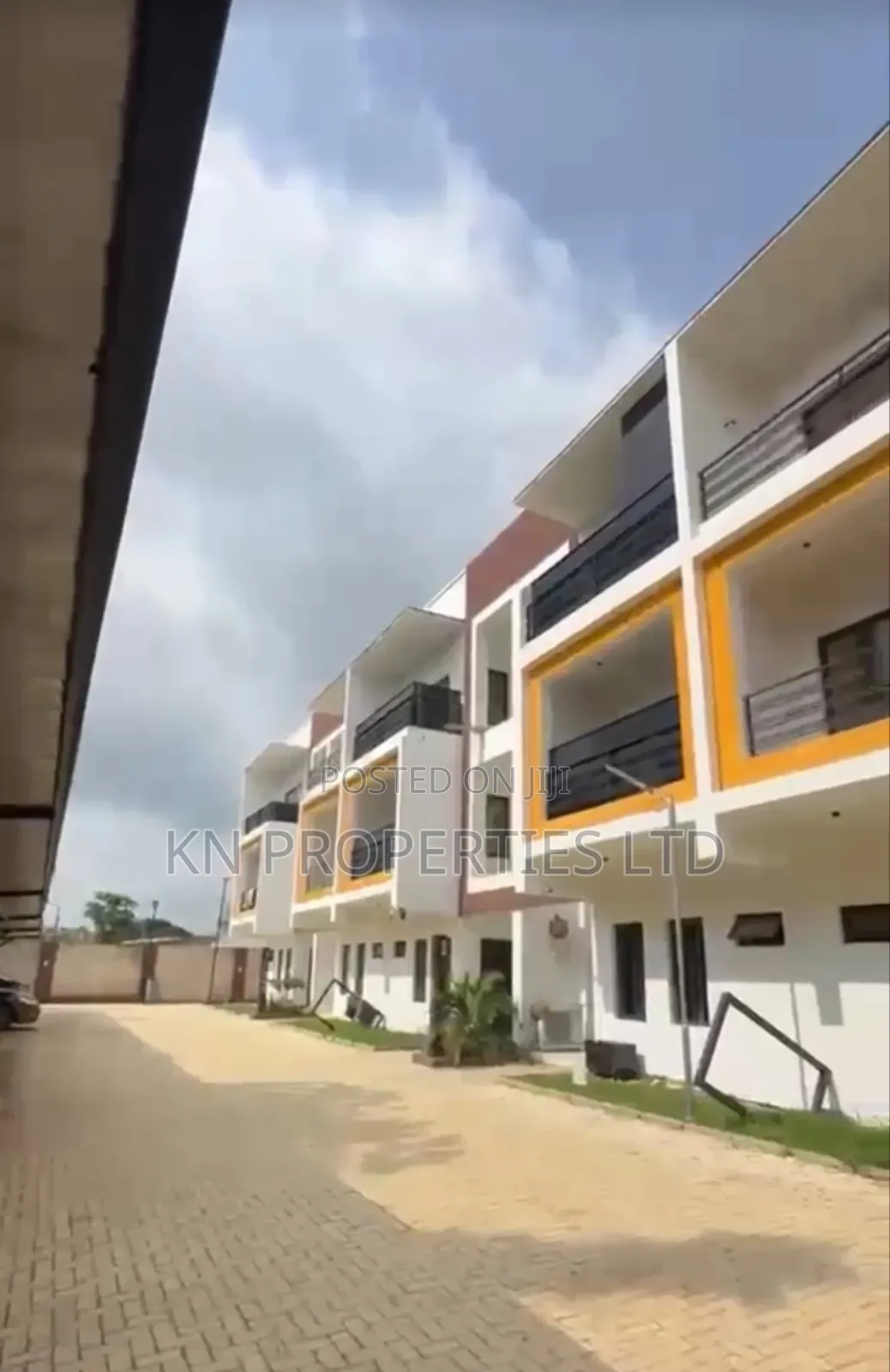 4bdrm Duplex in Kado for rent in Kado