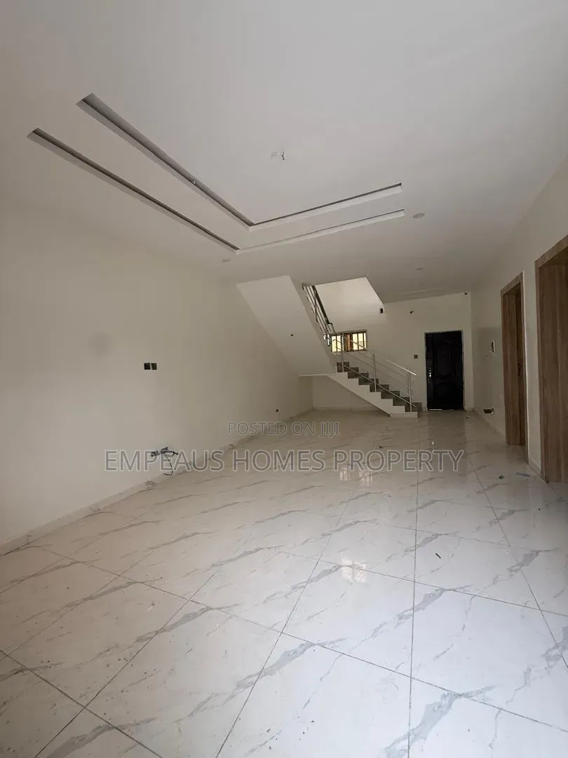 3bdrm Duplex in Abraham Adesanya Estate for rent in Abraham Adesanya Estate