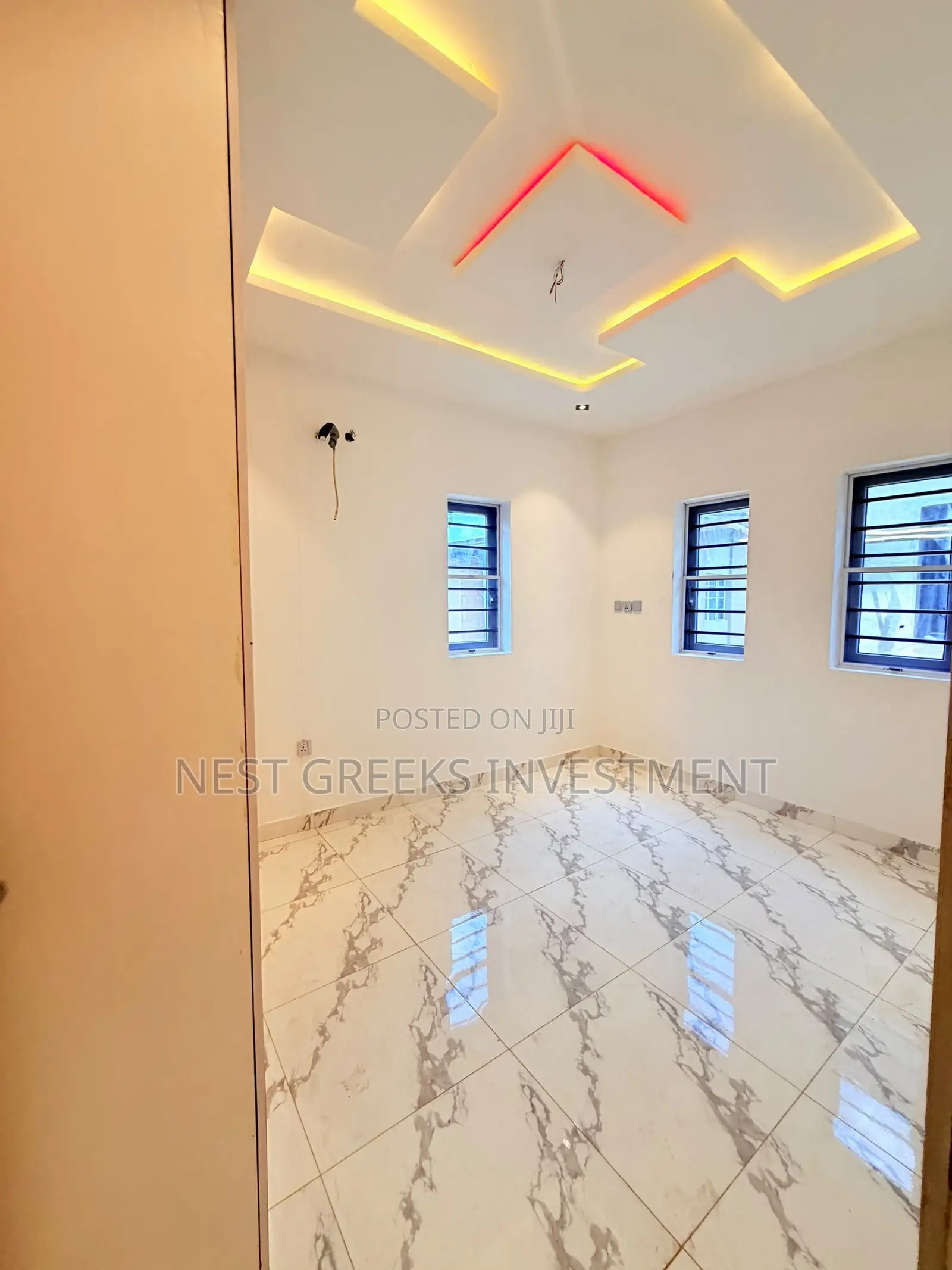 4bdrm Duplex in Oko-Oba for sale in Oko-Oba