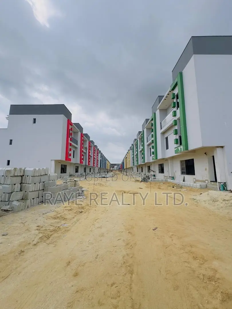 4bdrm Duplex in Ogudu GRA for sale in Ogudu GRA