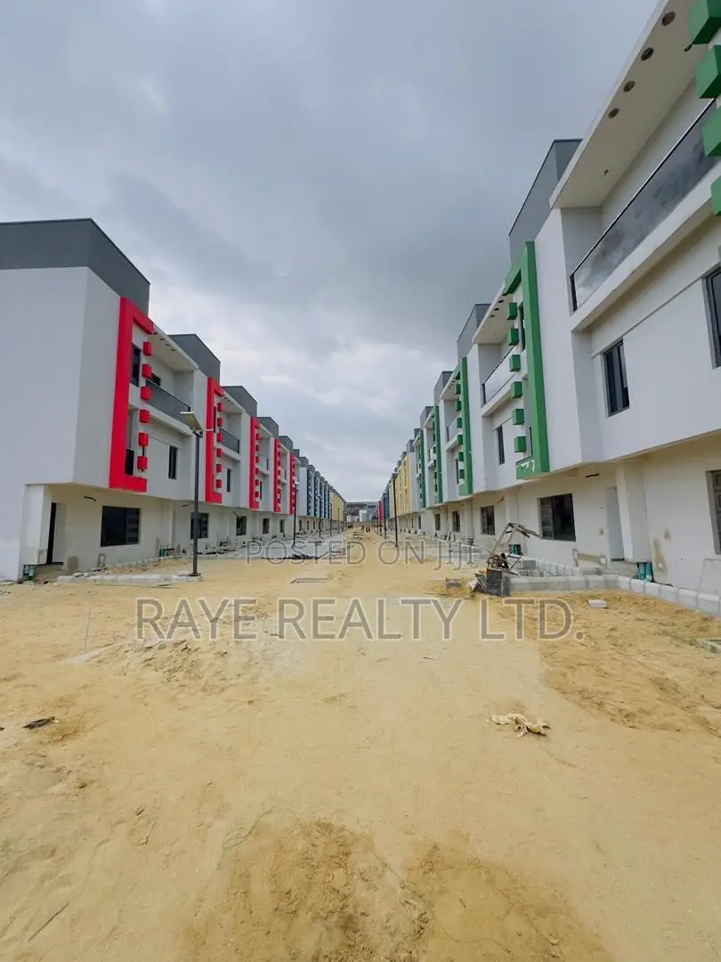4bdrm Duplex in Ogudu GRA for sale in Ogudu GRA