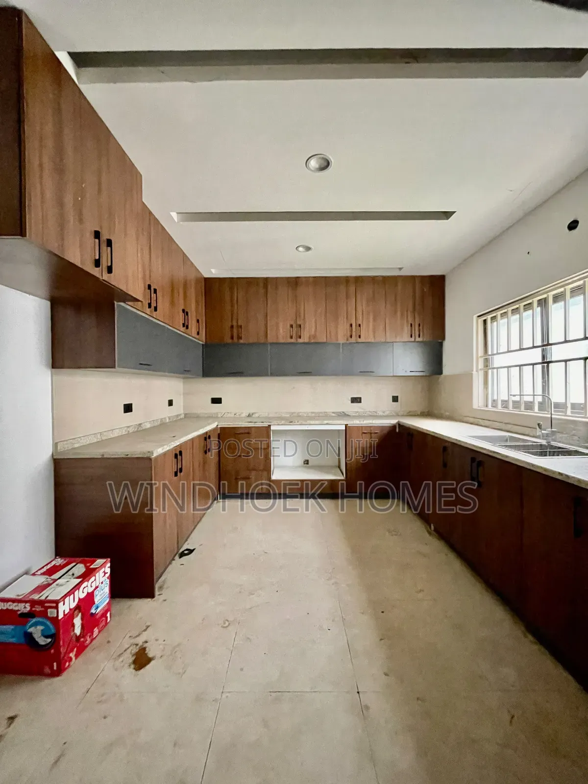 5bdrm Duplex in Jahi for sale in Jahi