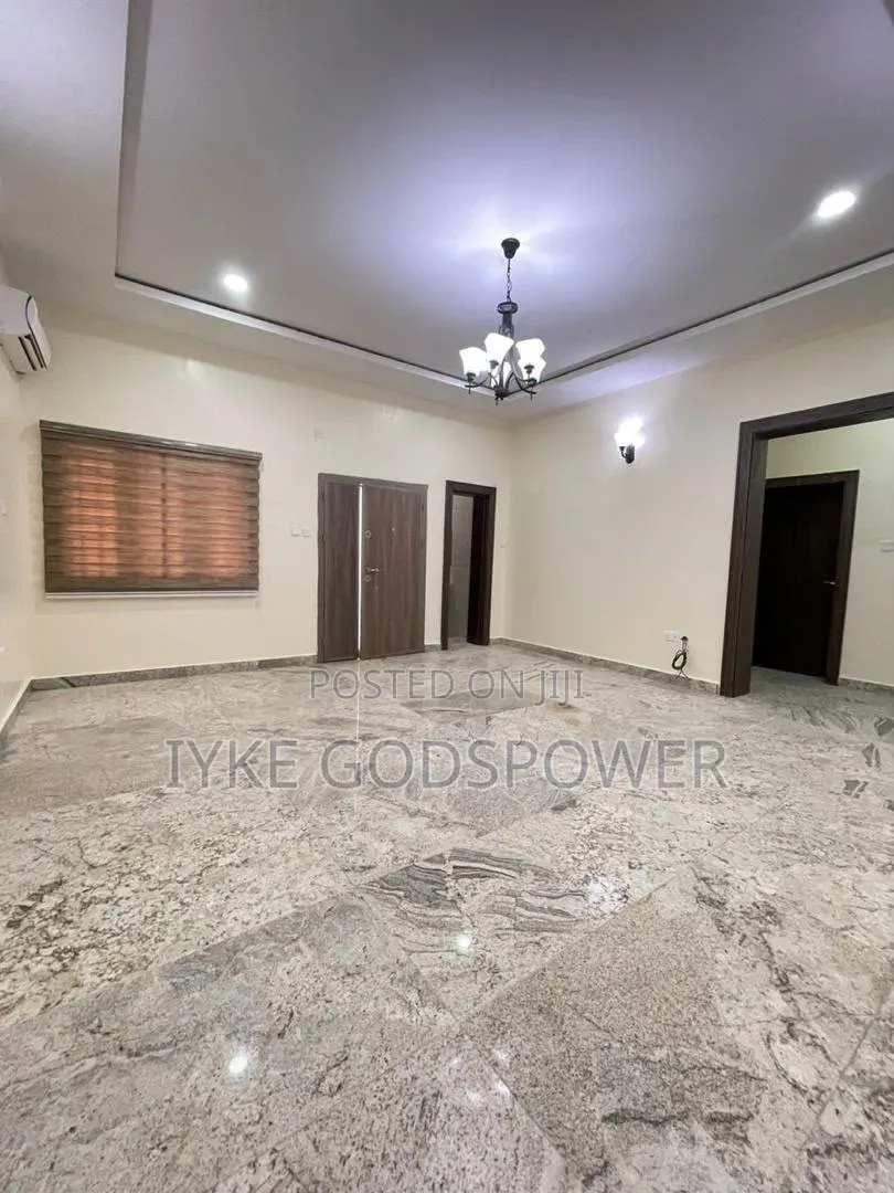 2bdrm Block of Flats in Legislative Qtrs, Zone B for rent in Zone B