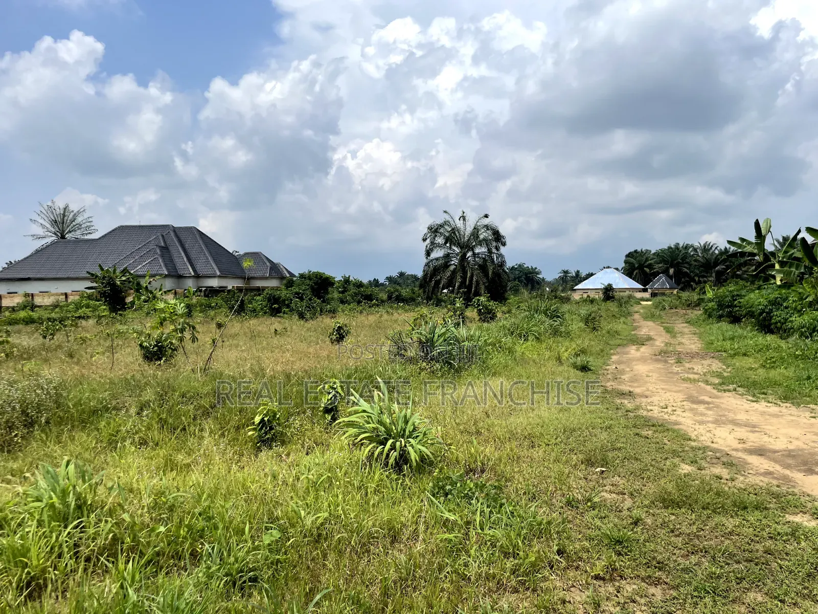 A Nice Parcel of Land Off Aka Numg Udoe Road, Ikot Obiodongho in Uyo