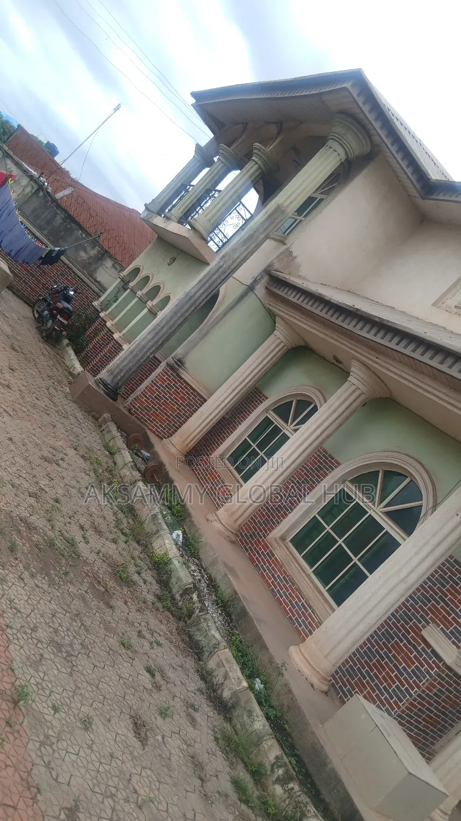 7bdrm Duplex in Temidire, Ibadan for sale in Ibadan