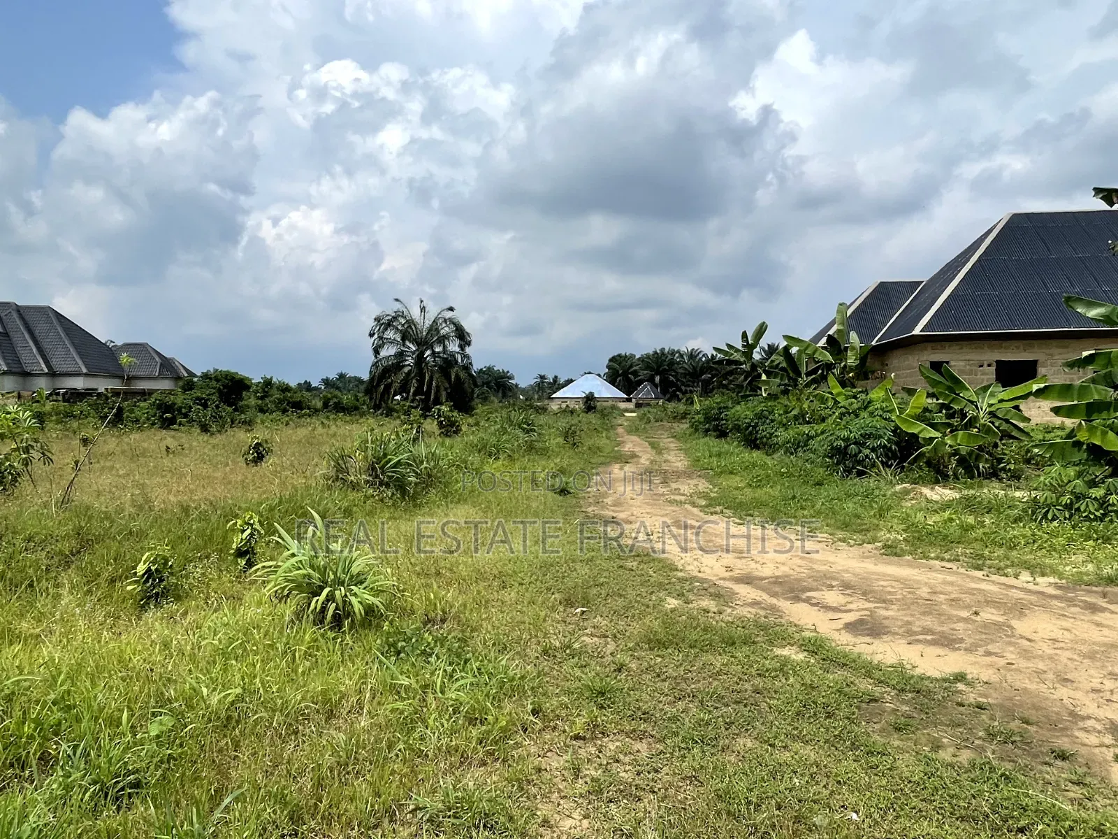 A Nice Parcel of Land Off Aka Numg Udoe Road, Ikot Obiodongho in Uyo
