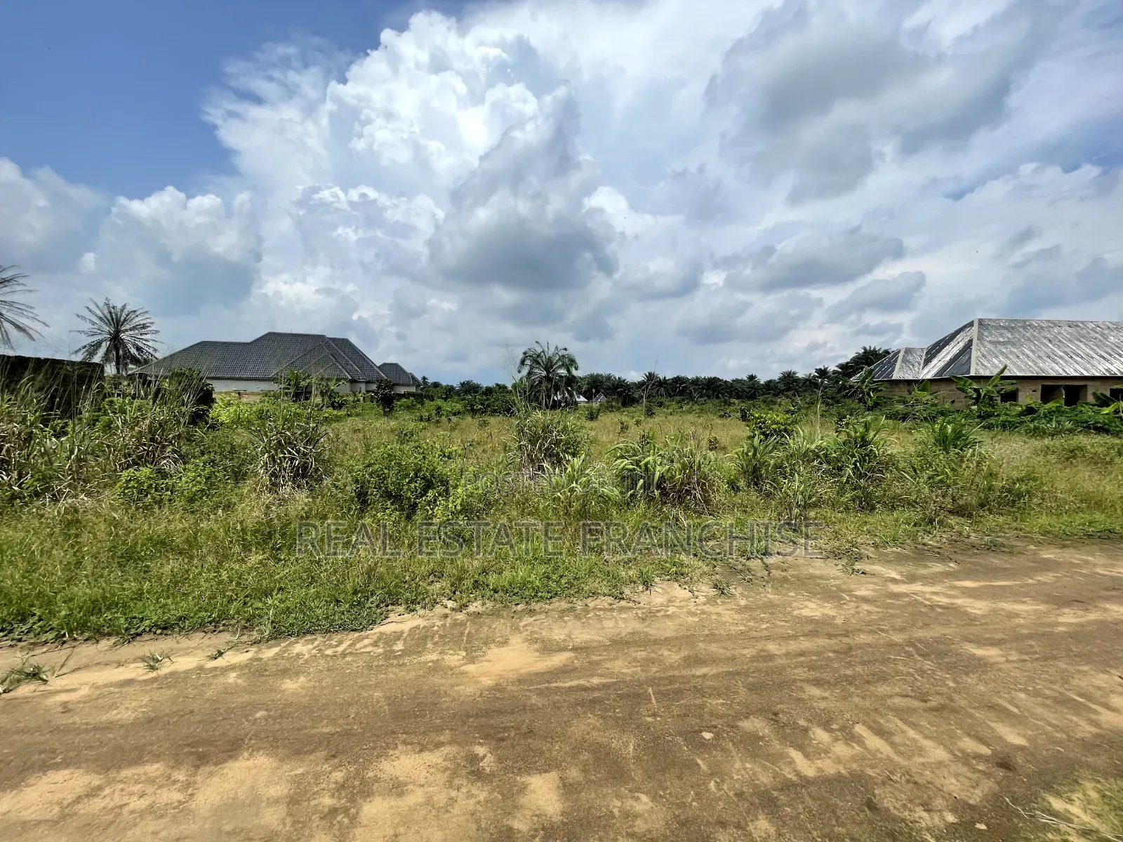 A Nice Parcel of Land Off Aka Numg Udoe Road, Ikot Obiodongho in Uyo