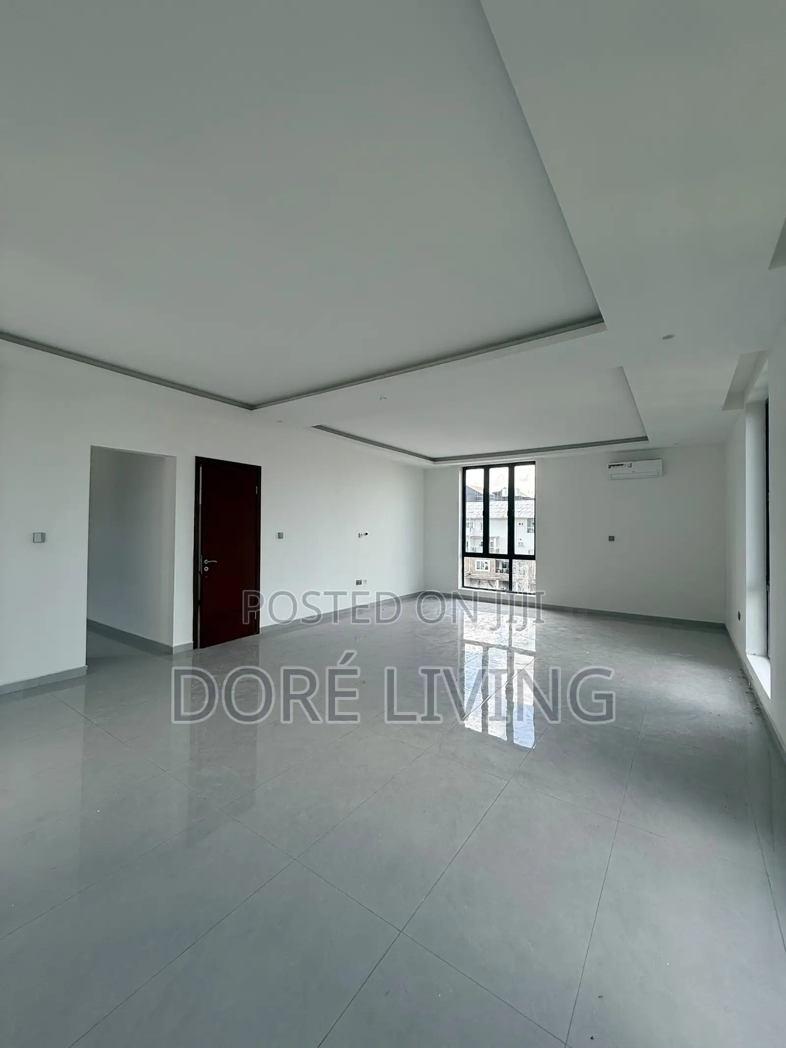5bdrm Mansion in Banana Island for sale in Banana Island