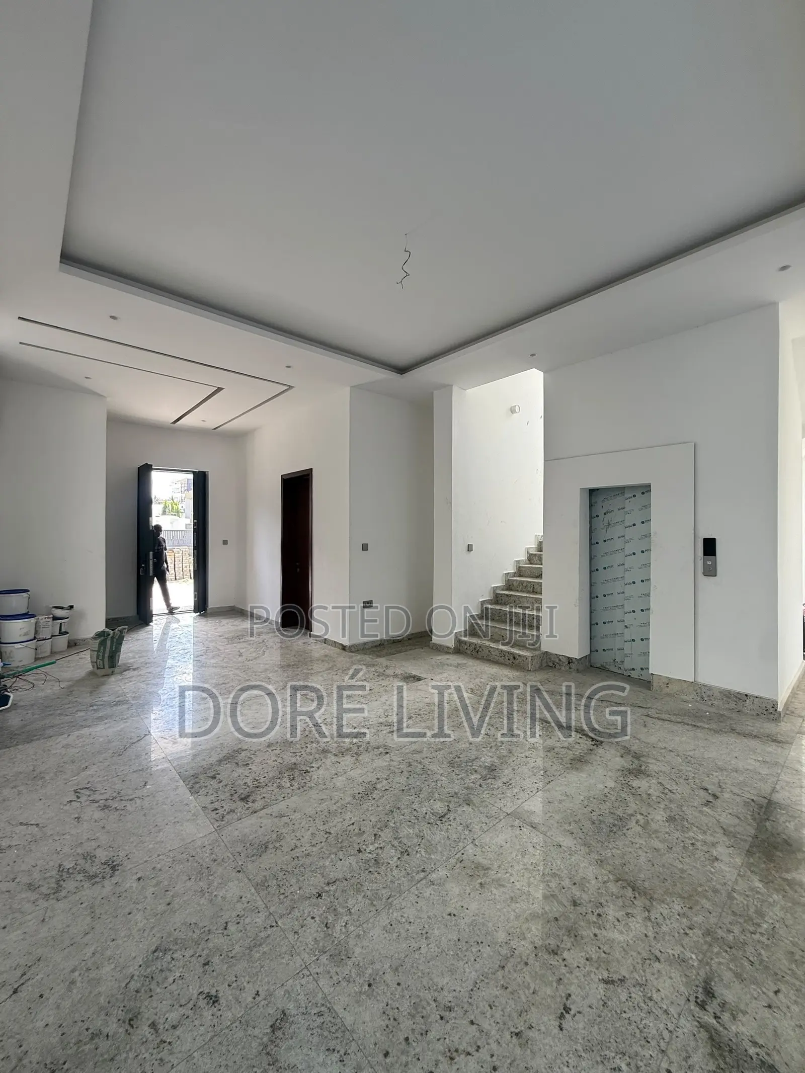 5bdrm Mansion in Banana Island for sale in Banana Island