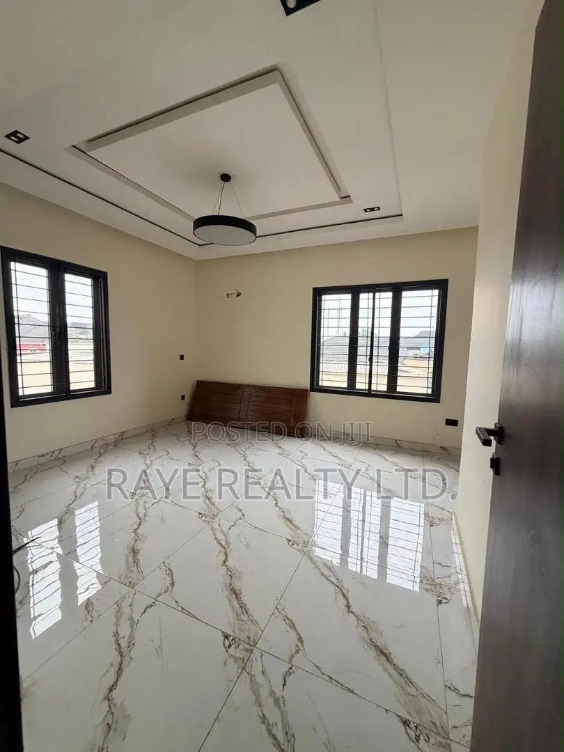 4bdrm Duplex in Magodo for sale in Magodo