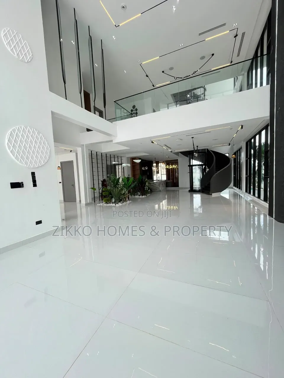 5bdrm Duplex in Osapa London, Lekki Phase 1 for sale in Lekki Phase 1