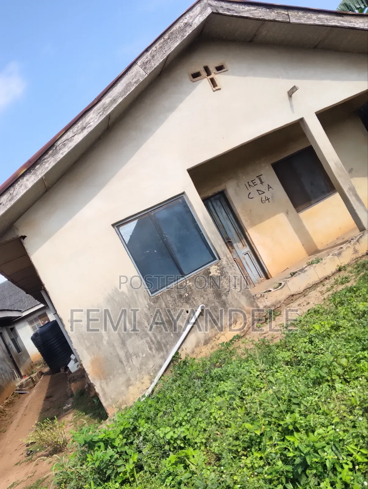 4bdrm Bungalow in Ire Estate, Igbogbo for sale in Igbogbo