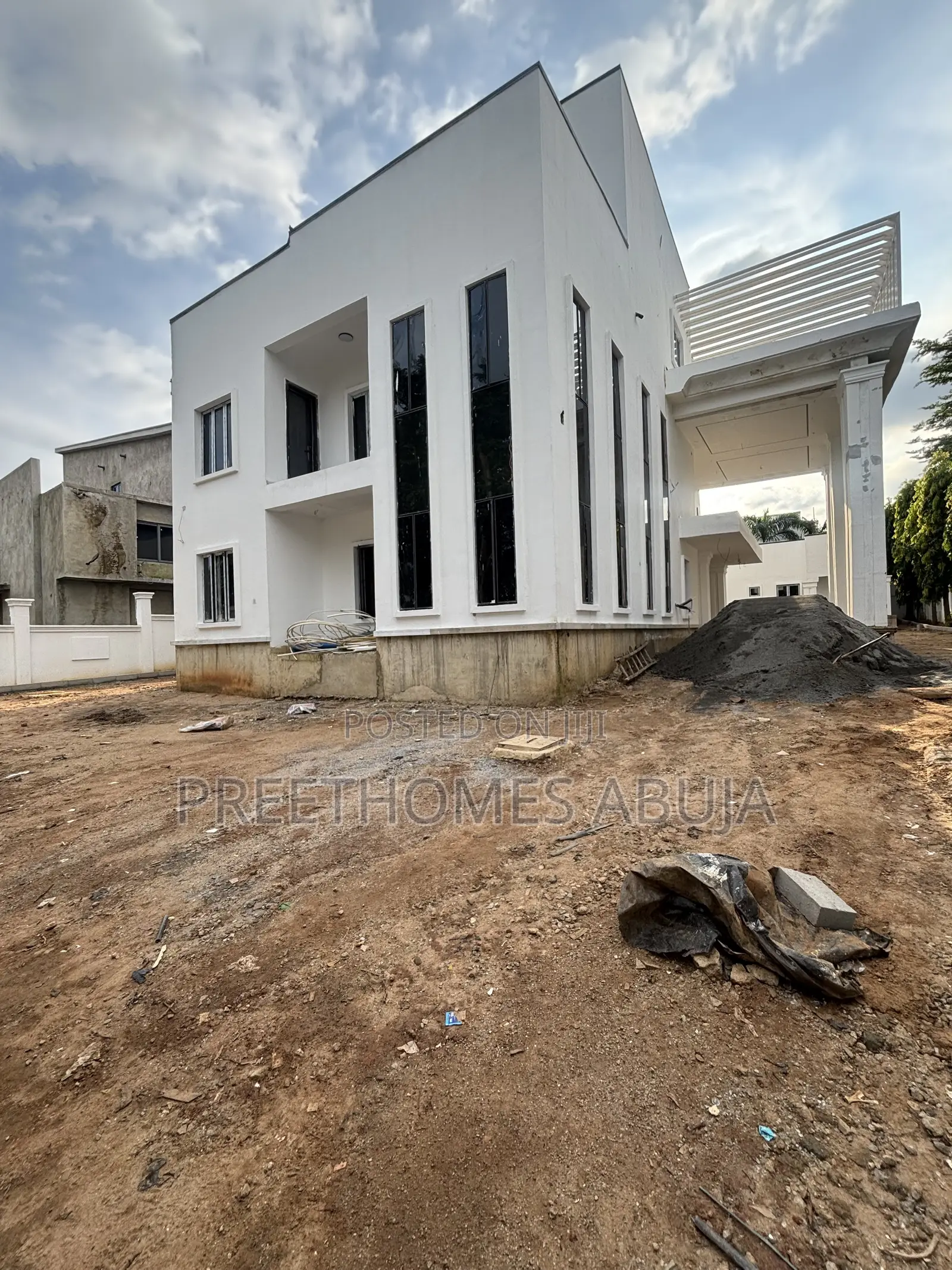 7bdrm Mansion in Maitama Fct for sale in Maitama