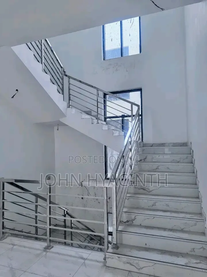 Furnished 5bdrm Townhouse/Terrace in Asokoro for sale in Asokoro