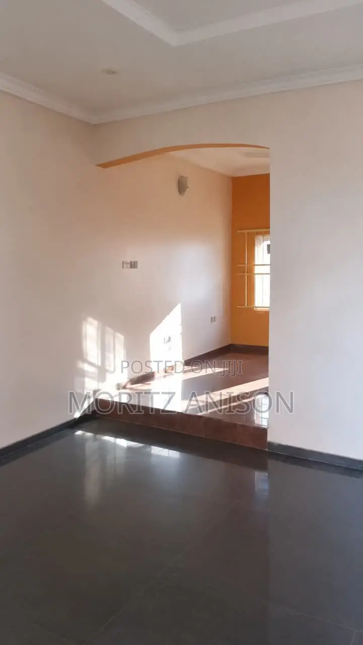 2bdrm Bungalow in Old Gra., Enugu for rent in Enugu