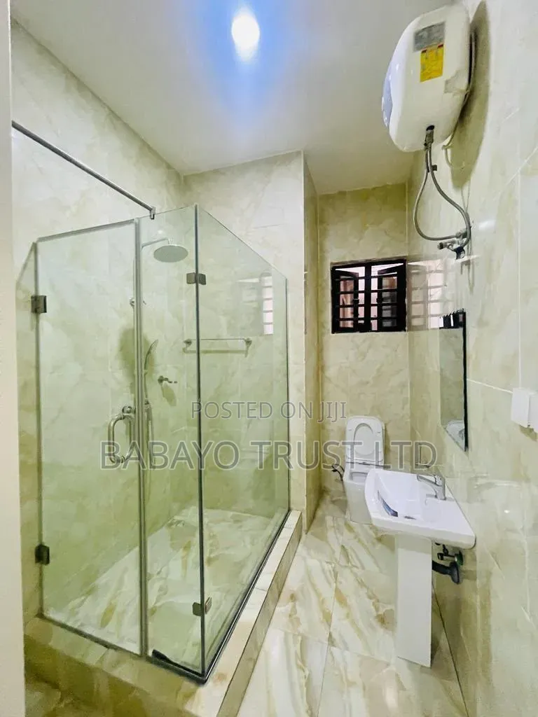 4bdrm Duplex in VGC / Ajah for sale in VGC / Ajah