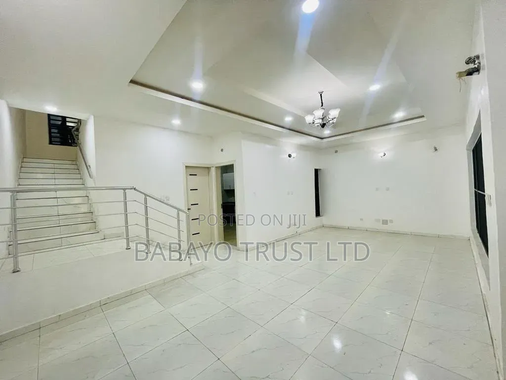 4bdrm Duplex in VGC / Ajah for sale in VGC / Ajah
