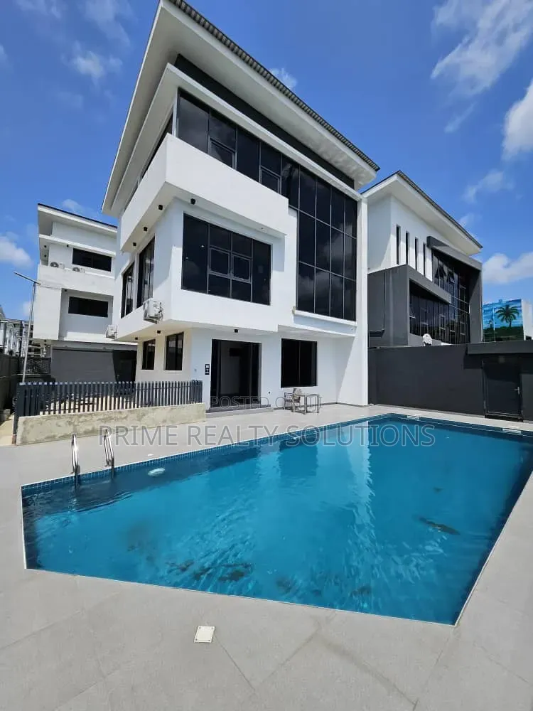 4bdrm Duplex in Lekki Phase 1 for rent in Lekki Phase 1