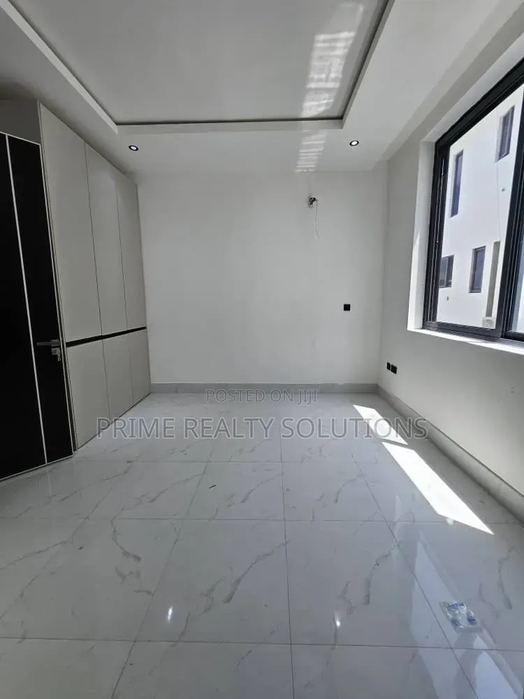 4bdrm Duplex in Lekki Phase 1 for rent in Lekki Phase 1