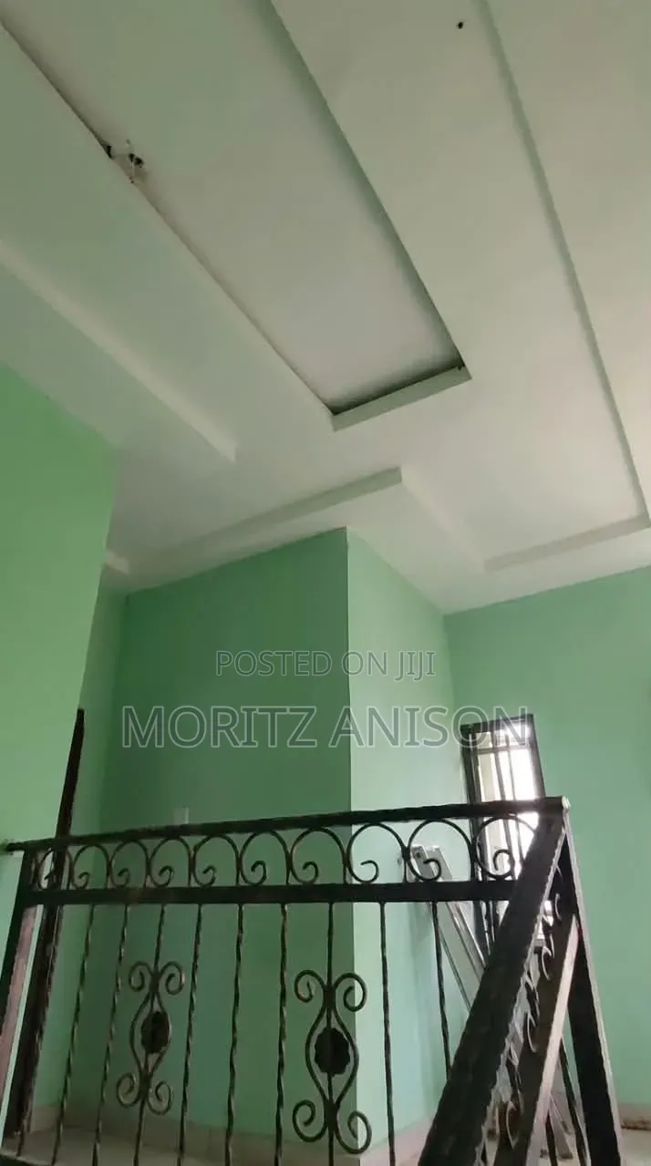 6bdrm Duplex in Bricks Estate, Enugu for rent in Enugu