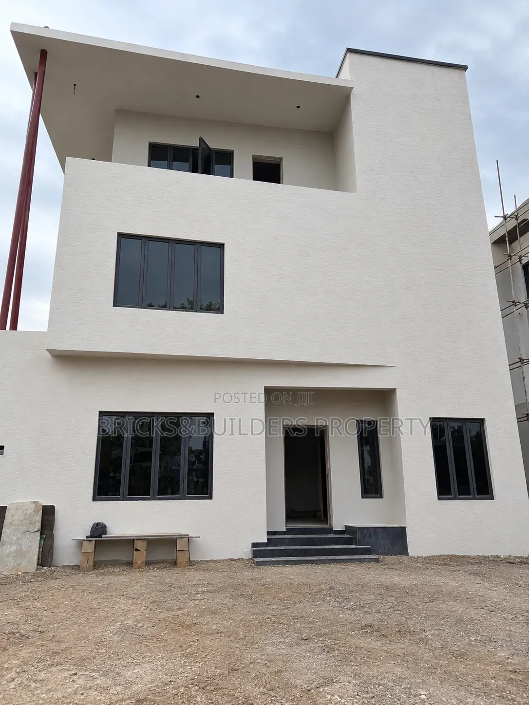 5bdrm Duplex in Guzape District for sale in Guzape District