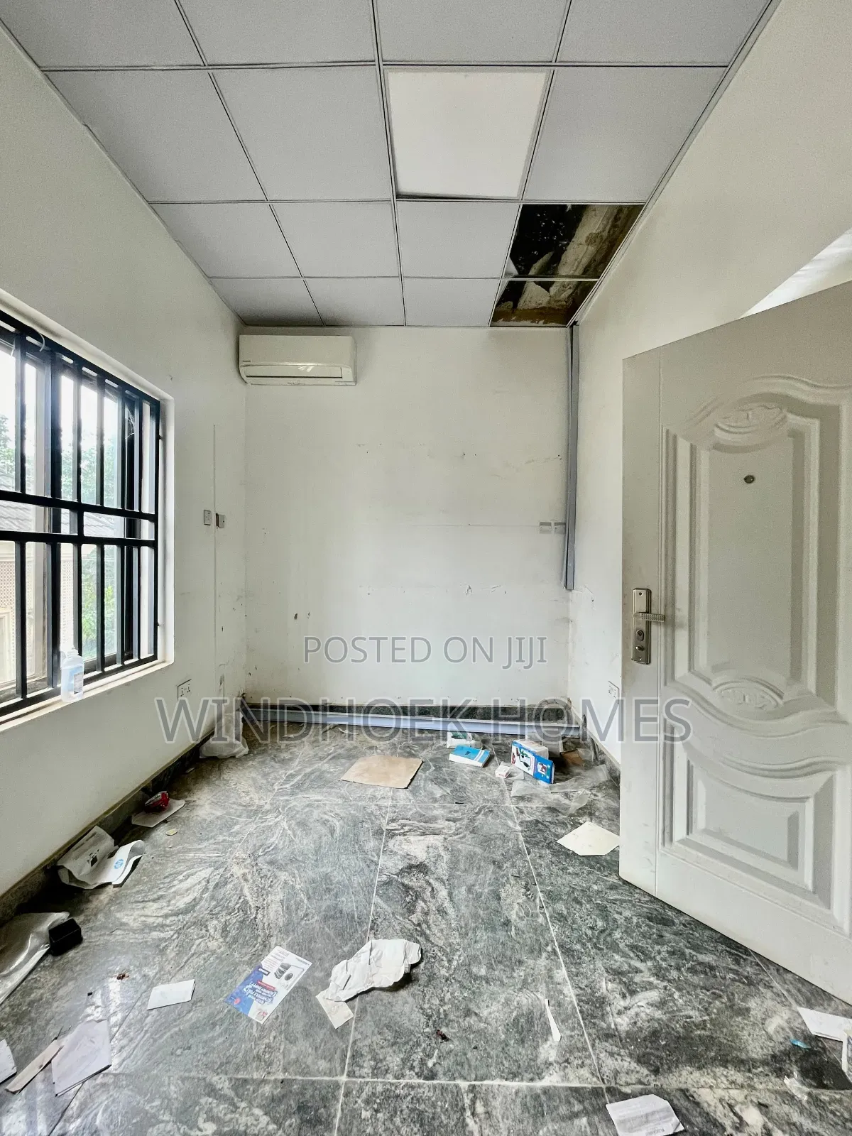 Office Space Measuring 110sqms on the 1st Floor With Two Toilets in Dape